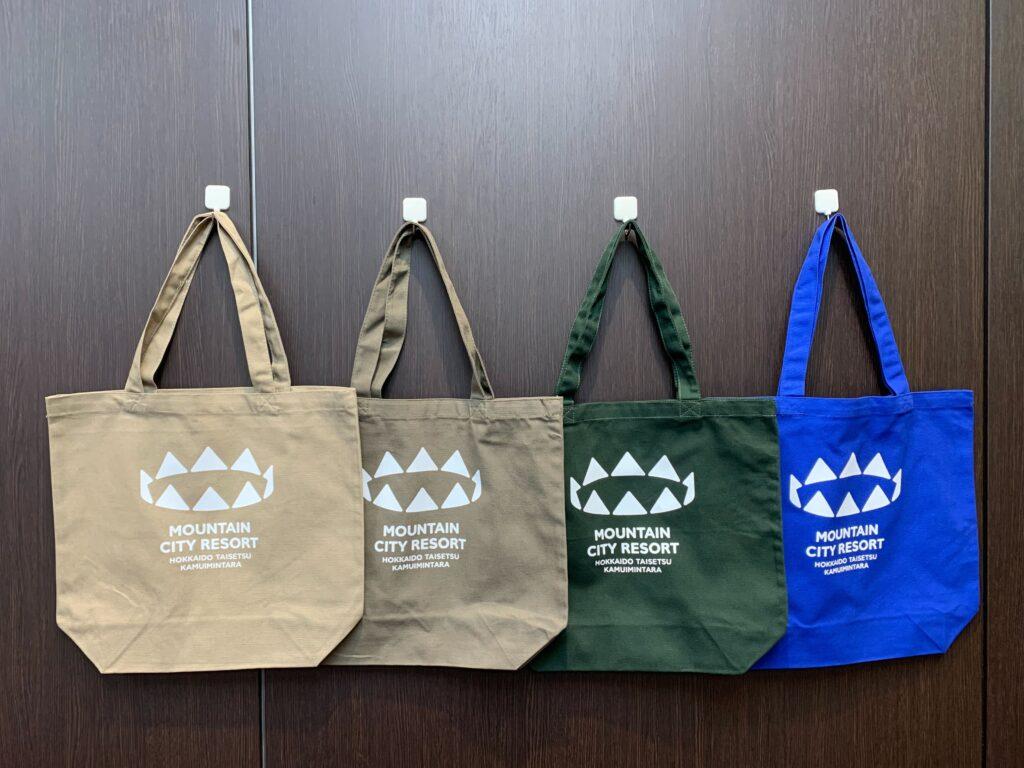 Tote bag